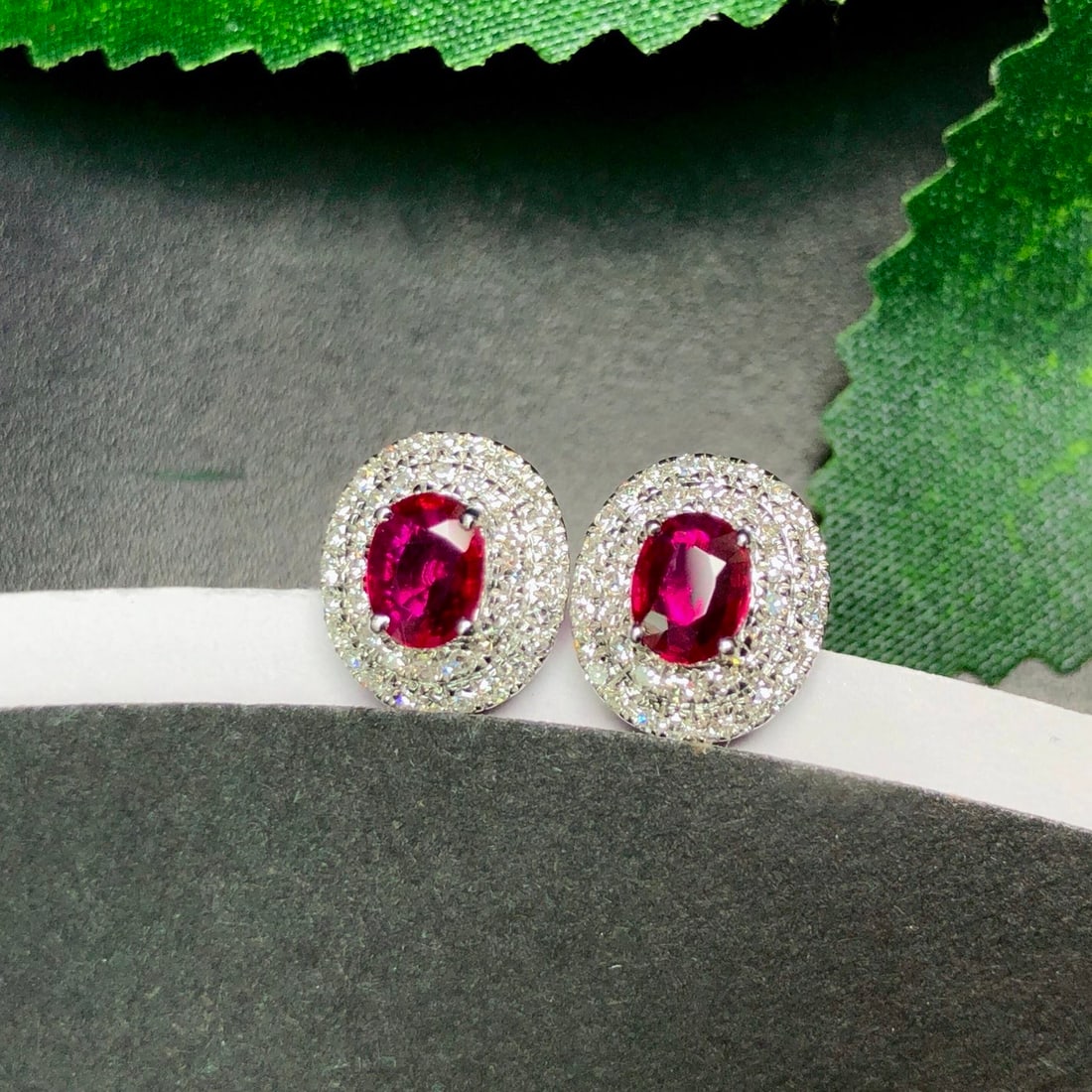 14k Gold 0.82 Ctw Natural Ruby & Diamond Earrings - 6