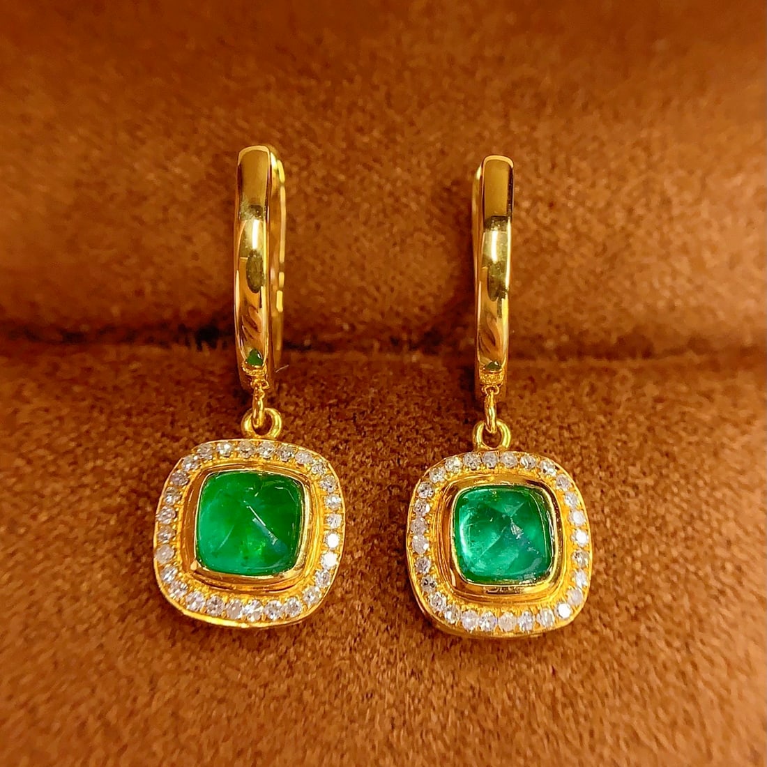 14k Gold 2 Ct Natural Emerald & Diamond Earrings - 2
