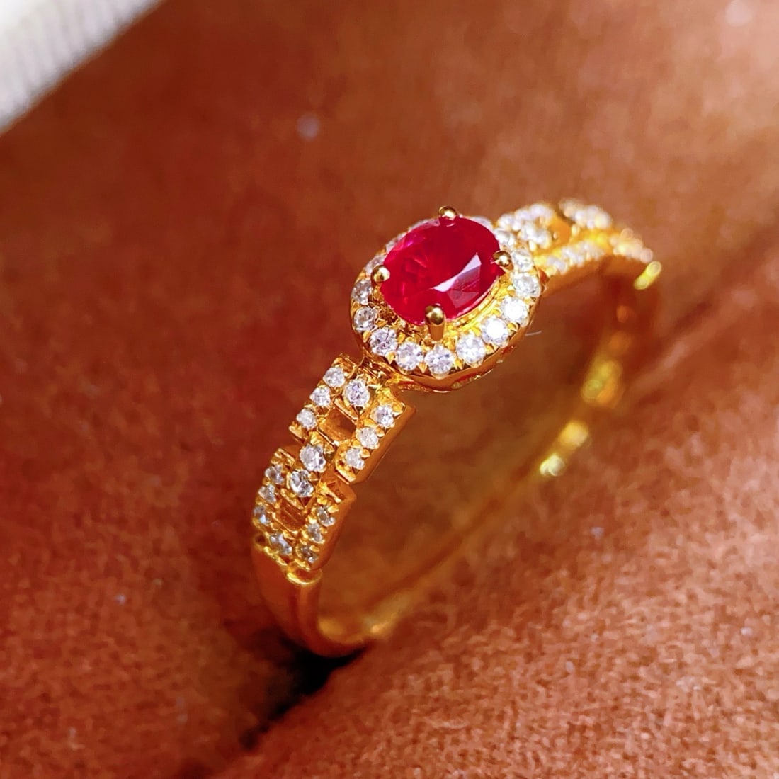 14k Gold 0.45 Ct Vivid Red Natural Ruby & Diamond Ring - 4