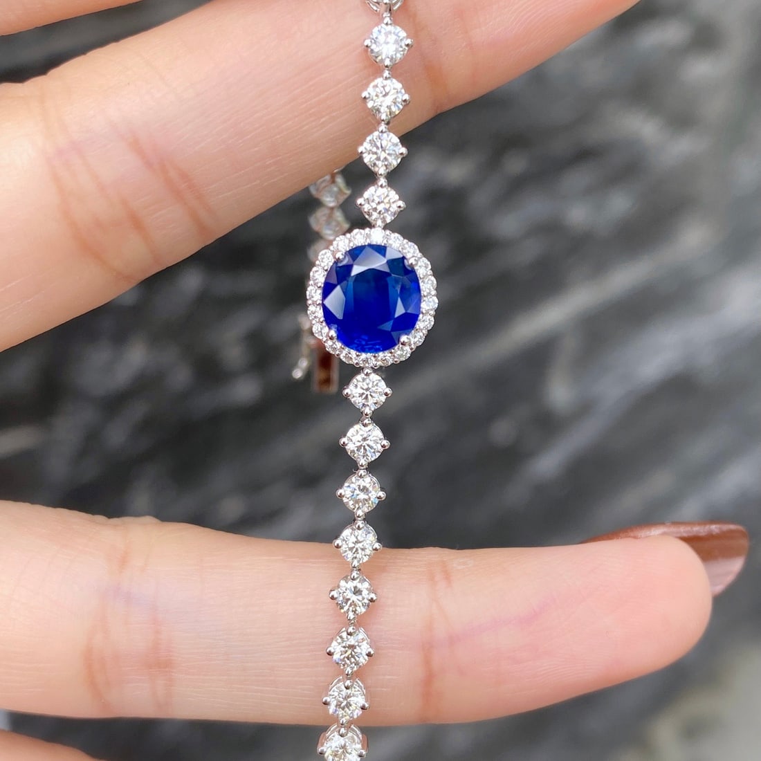 14k Gold 6.18 Ctw Natural Sapphire & Diamond Bracelet - 2