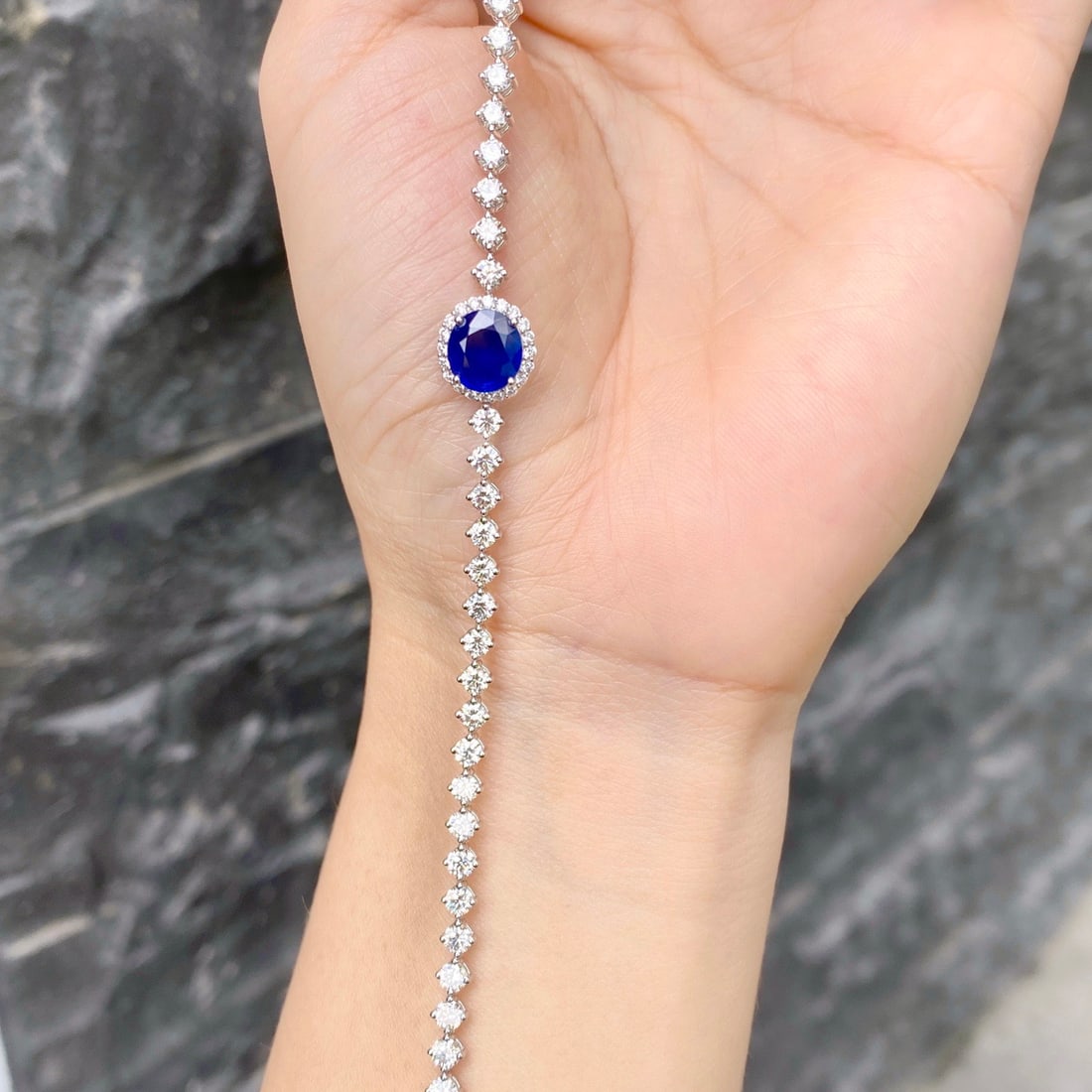 14k Gold 6.18 Ctw Natural Sapphire & Diamond Bracelet - 3