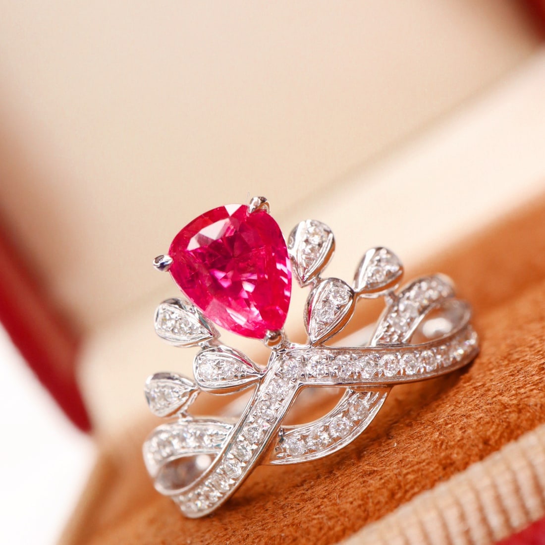 14k Gold 1.57 Ctw Natural Spinel & Diamond Ring - 3