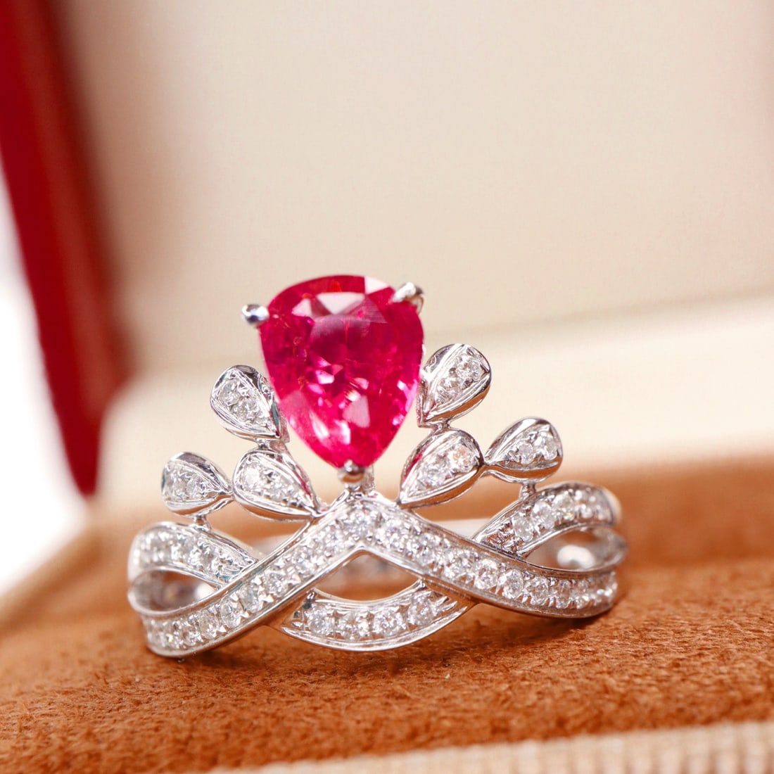 14k Gold 1.57 Ctw Natural Spinel & Diamond Ring - 4