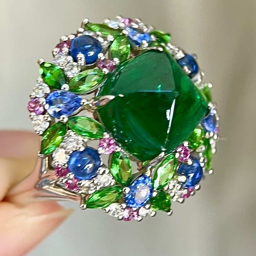 14k Gold 4.93 Ctw Vivid Green Natural Emerald & Diamond Ring - 3