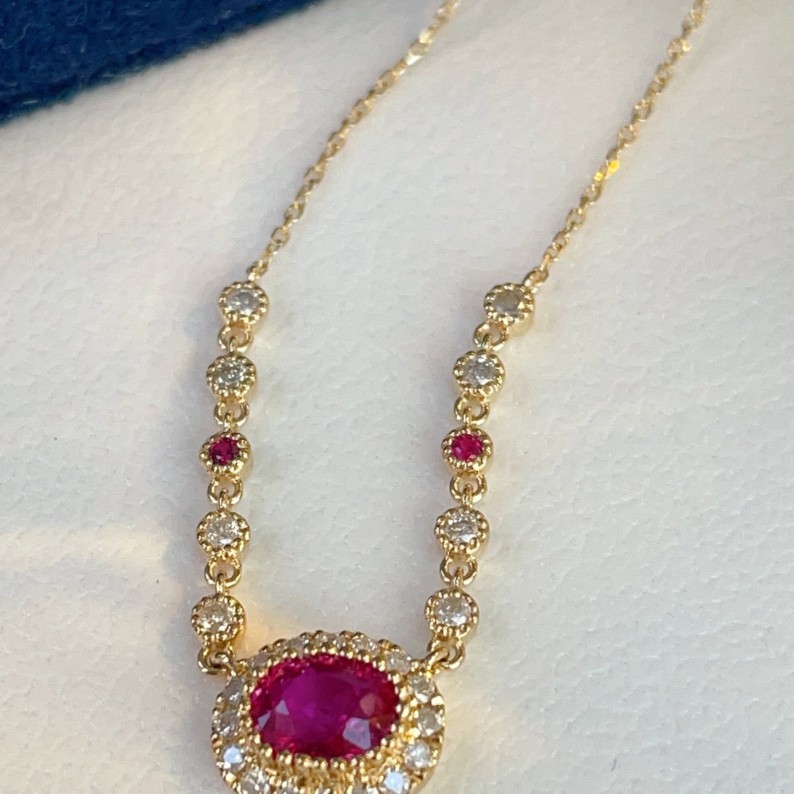 14k Gold 0.69 Ctw Natural Ruby & Diamond Necklace - 2