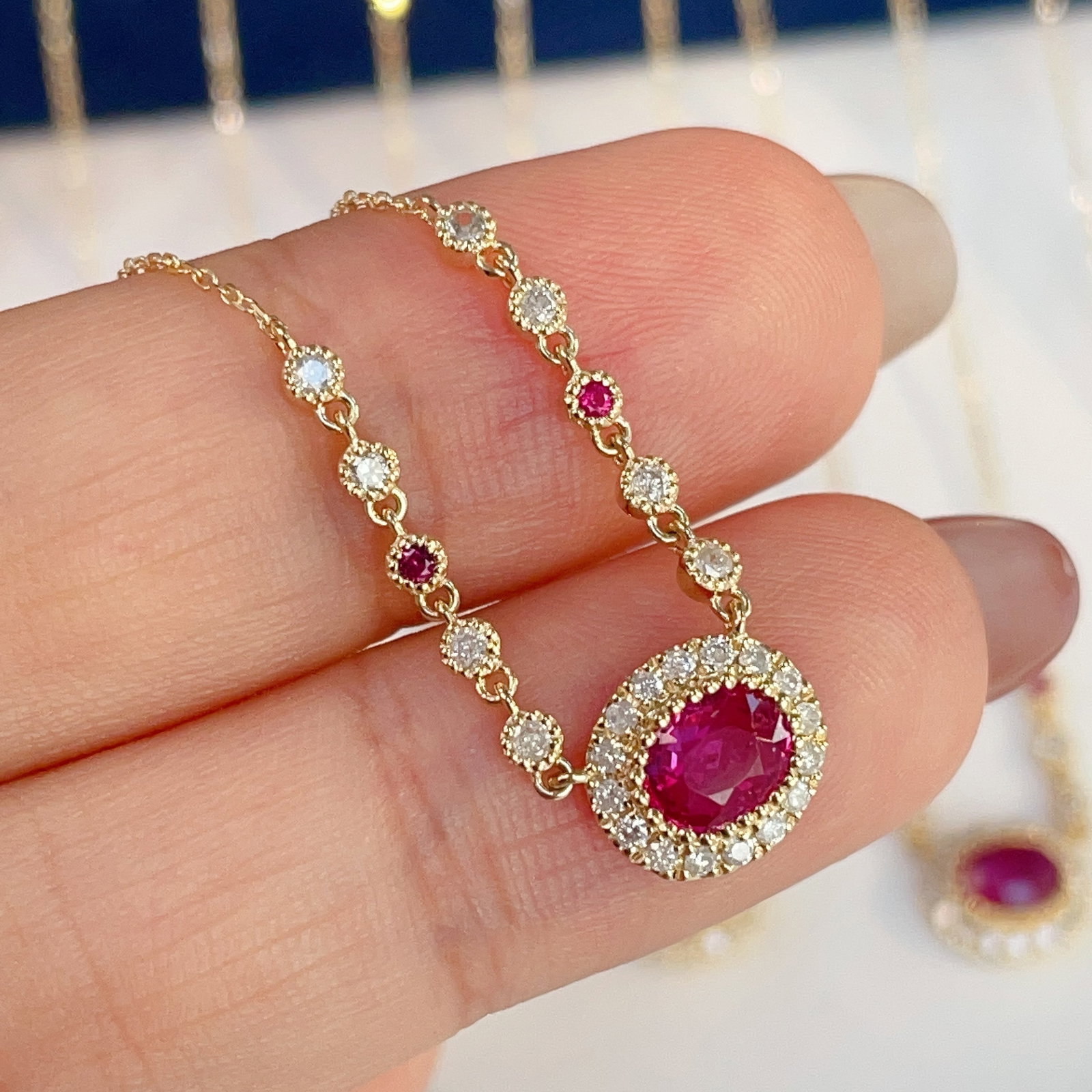 14k Gold 0.69 Ctw Natural Ruby & Diamond Necklace - 4