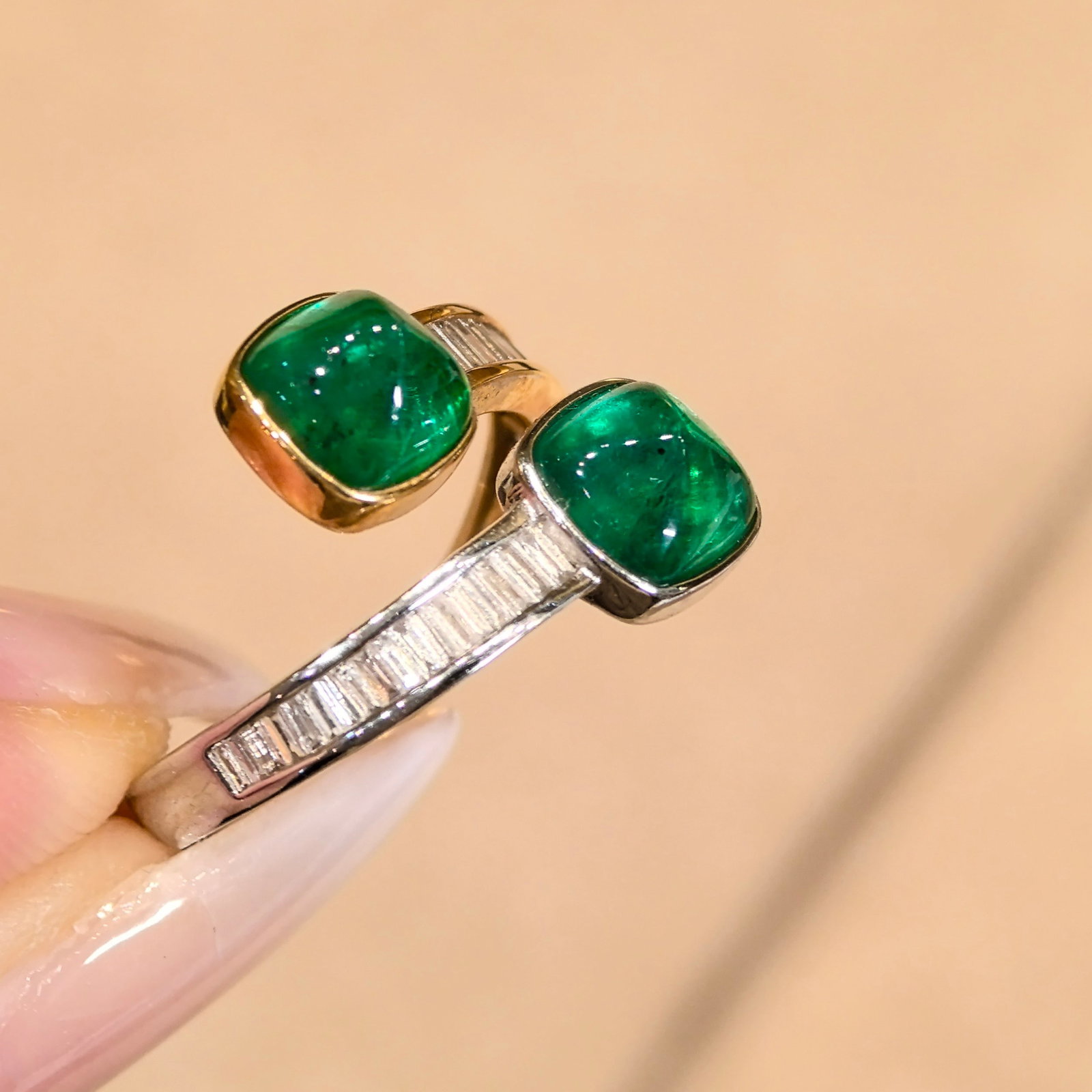 14k Gold 3.68 Ctw Vivid Green Natural Emerald & Diamond Ring - 3