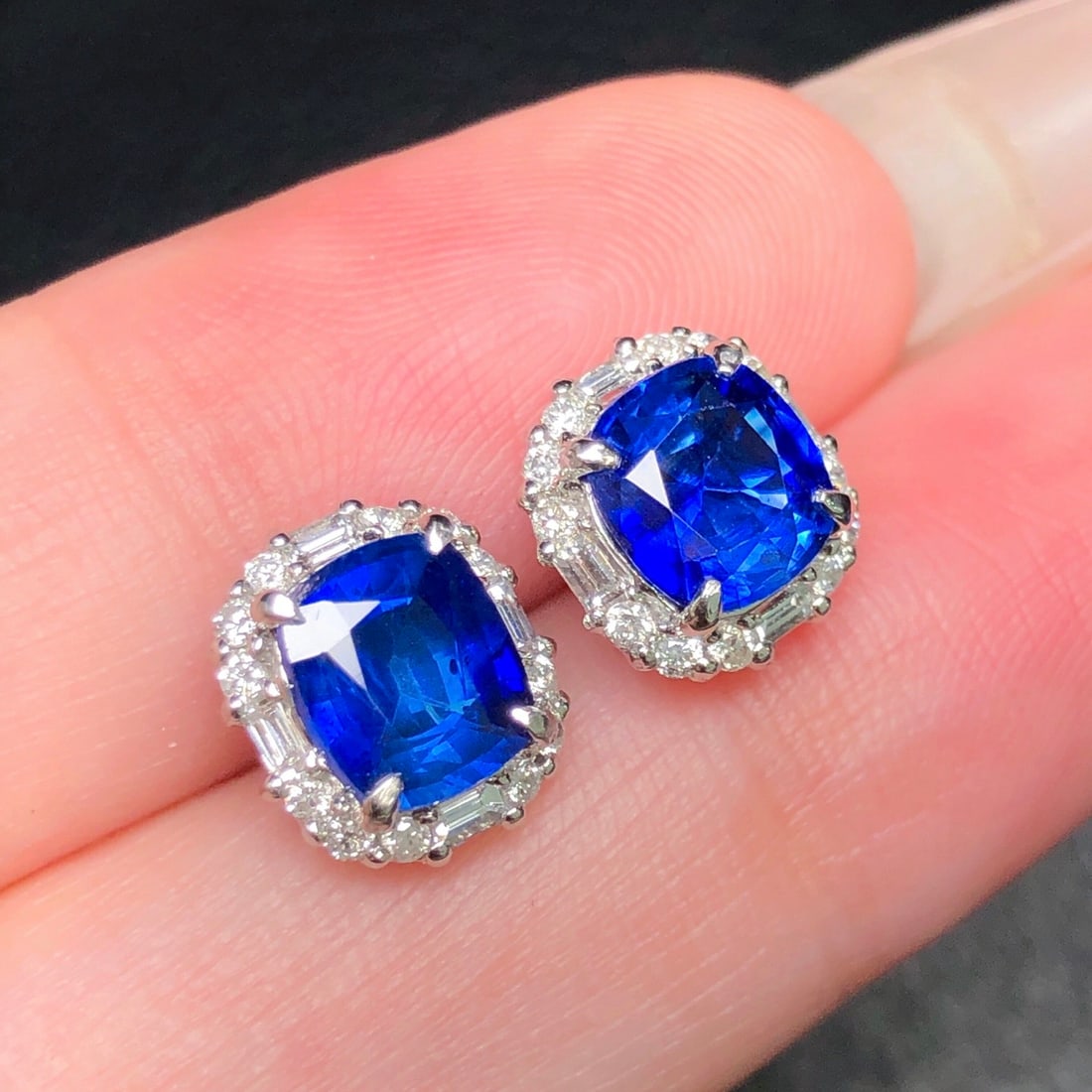 14k Gold 2.33 Ctw Natural Sapphire & Diamond Earrings - 5