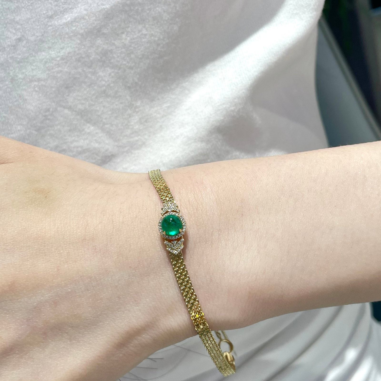 14k Gold 1 Ct Vivid Green Natural Emerald & Diamond Bracelet - 3
