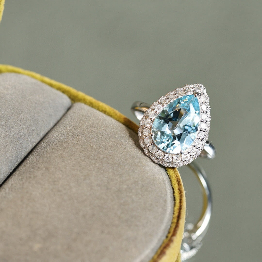 14k Gold 3.71 Ctw Natural Aquamarine & Diamond Ring - 4