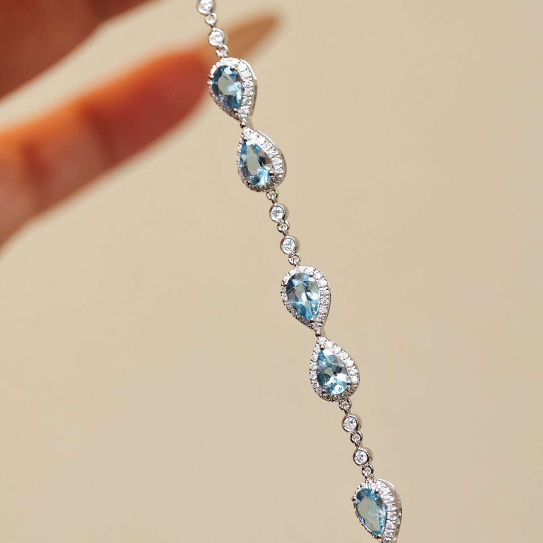 14k Gold 4.08 Ctw Natural Aquamarine & Diamond Bracelet - 2
