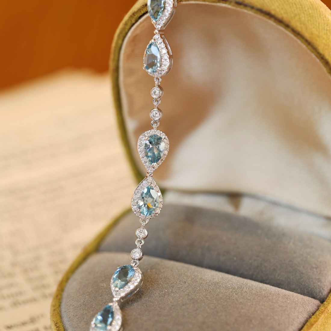 14k Gold 4.08 Ctw Natural Aquamarine & Diamond Bracelet - 4