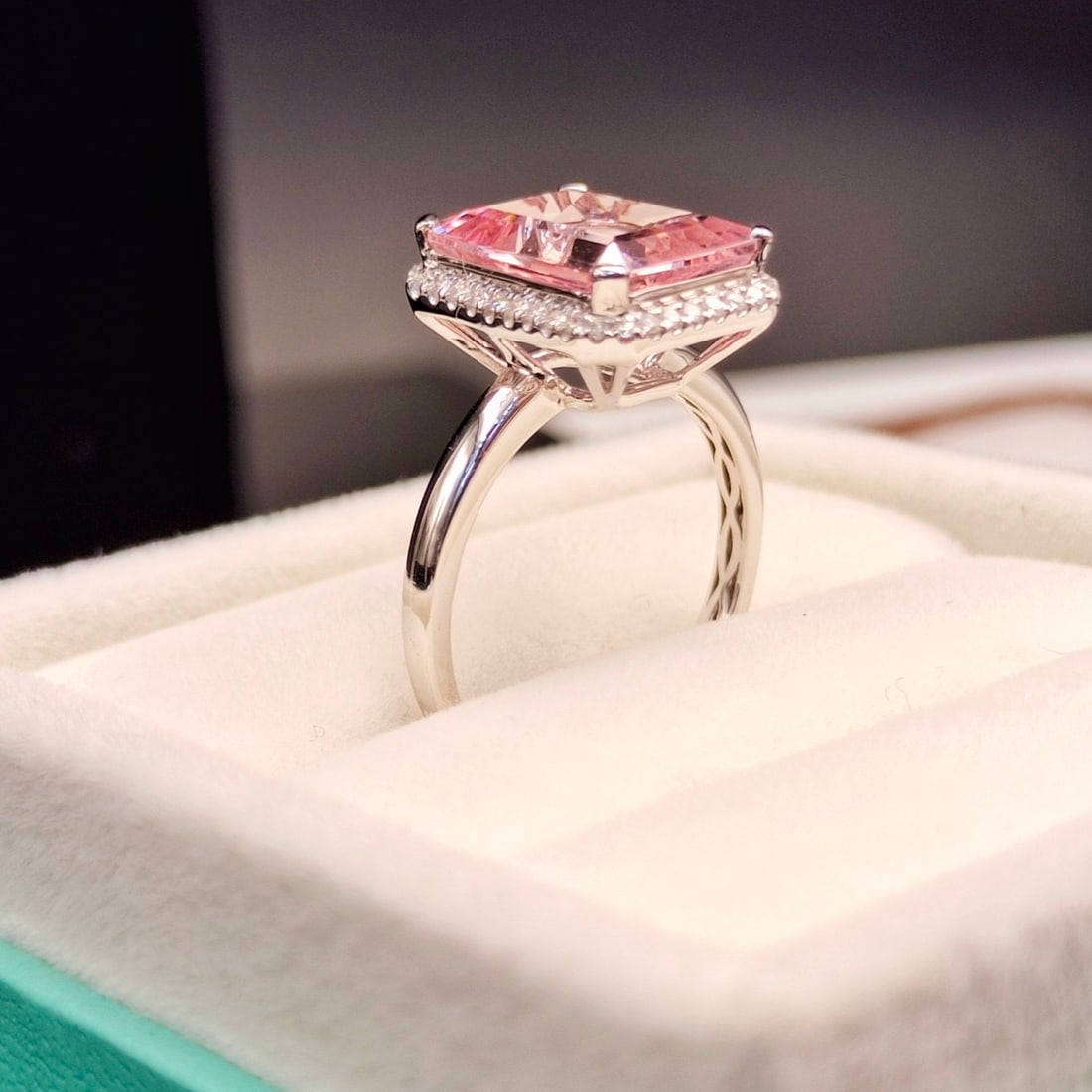 14k Gold 4.48 Ctw Natural Morganite & Diamond Ring - 2