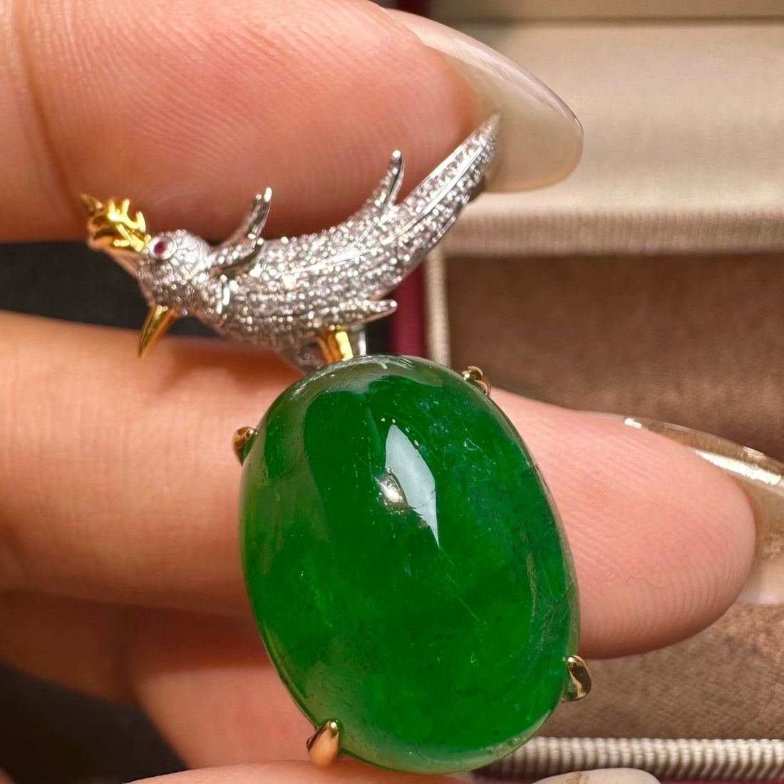 14k Gold 15.3 Ct Vivid Green Natural Emerald & Diamond Brooch/pendant( Without Chain ) - 4