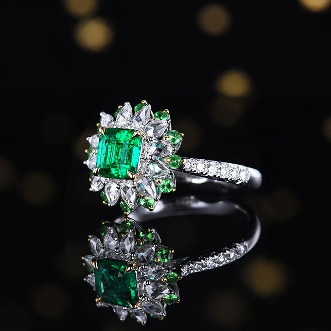 14k Gold 1.42 Ctw Vivid Green Natural Emerald & Diamond Ring - 2
