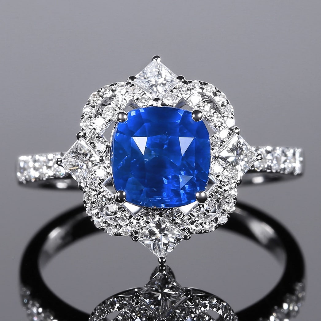 14k Gold 3.43 Ctw Natural Sapphire & Diamond Ring: Ref:231092247 // gold content:14k gold // ring size:7. 25us // // main gemstone:sapphire // shape:cushion // carat weight:2. 80ct // color:blue // treatment:natural // // adjacent gemstone 2 : diamond