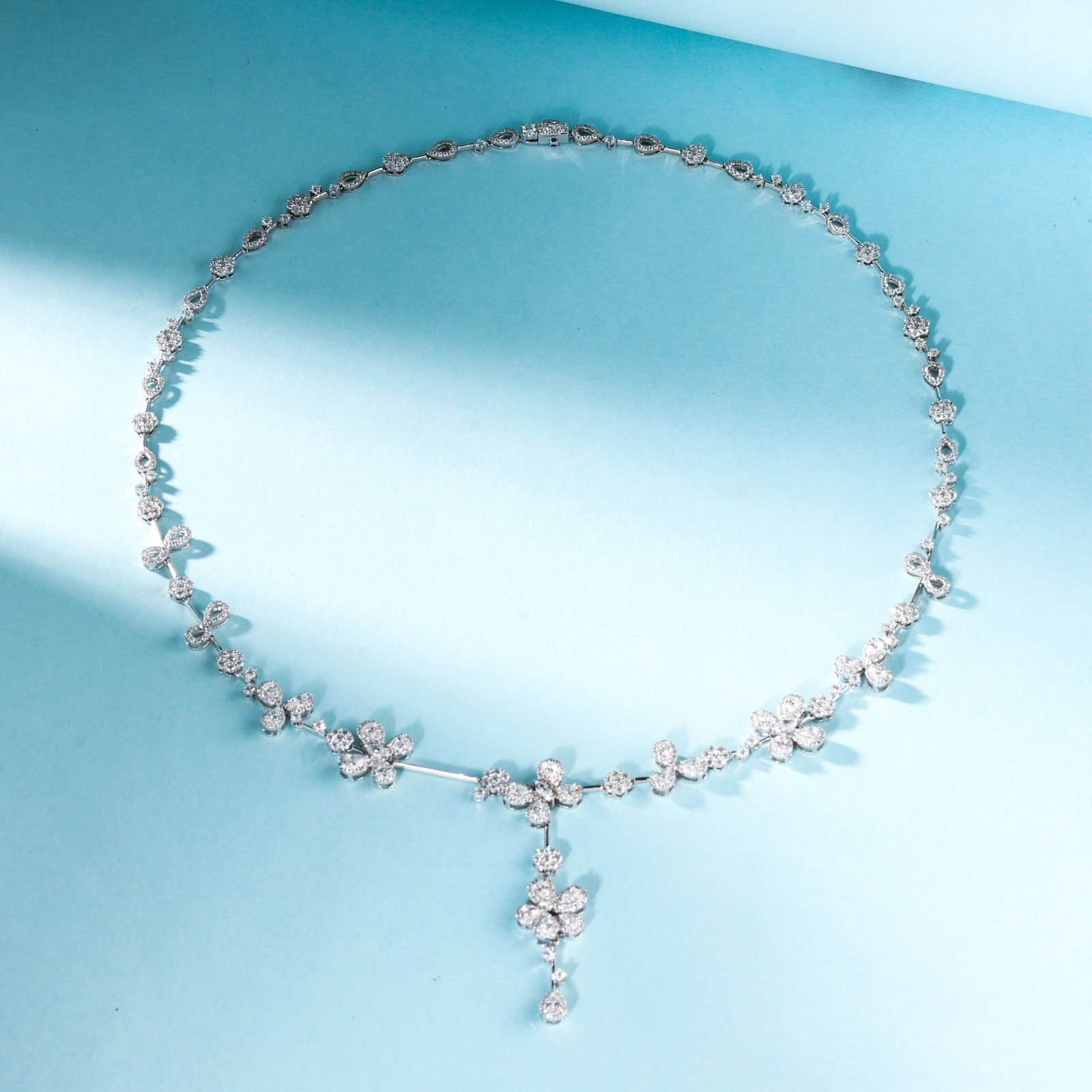 14k Gold 6.02 Ctw Natural H Diamond Necklace: Ref:231092250 // gold content:14k gold // main gemstone:diamond // shape:pear // carat weight:1. 33ct // clarity grade:vs-si // color:h // treatment:natural // // adjacent gemstone 2 : diamond //
