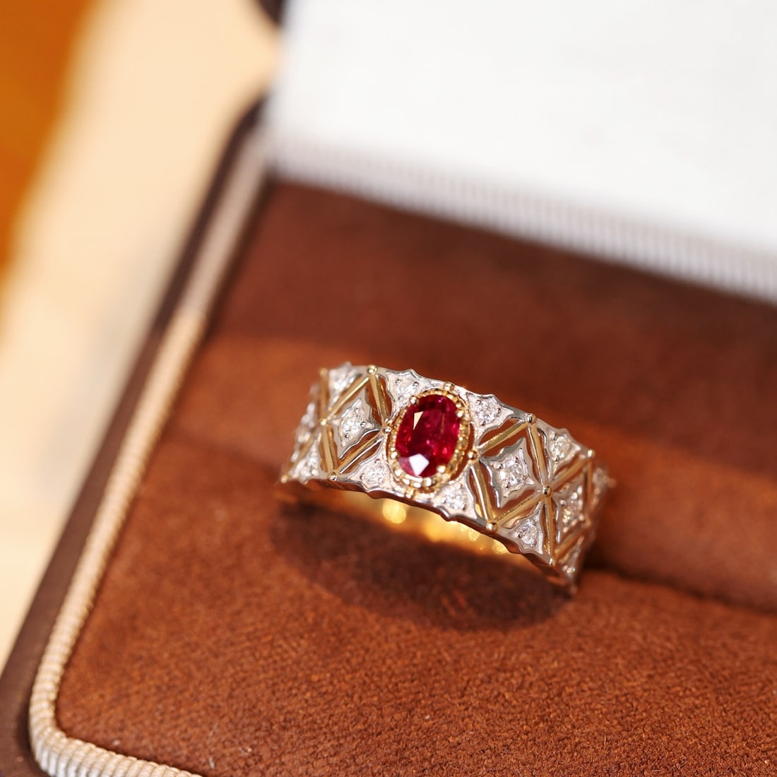 14k Gold 0.82 Ctw Natural Ruby & Diamond Ring: Ref:231092251 // gold content:14k gold // ring size:7. 25us // // main gemstone:ruby // shape:oval // carat weight:0. 5ct // color:pigeonblood red // treatment:natural // // adjacent gemstone 2 :