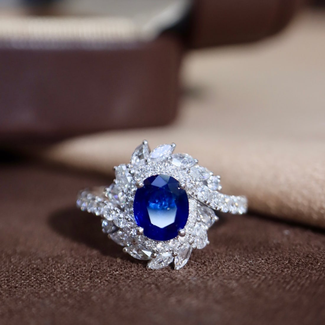 14k Gold 2.31 Ctw Natural Sapphire & Diamond Ring - 5