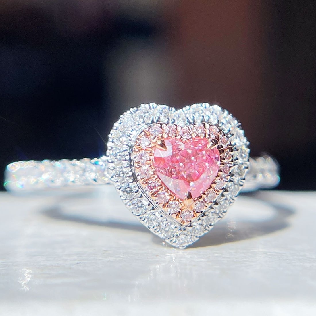 Gia Certified 14k Gold 0.65 Ctw Natural Pink Diamond & Diamond Ring - 2