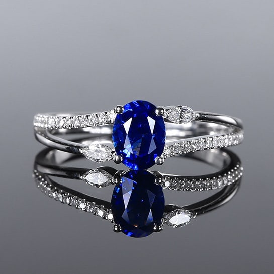 14k Gold 1.02 Ctw Natural Sapphire & Diamond Ring: Ref:231092260 // gold content:14k gold // ring size:7. 25us // // main gemstone:sapphire // shape:oval // carat weight:0. 86ct // color:blue // treatment:natural // // adjacent gemstone 2 : diamond //