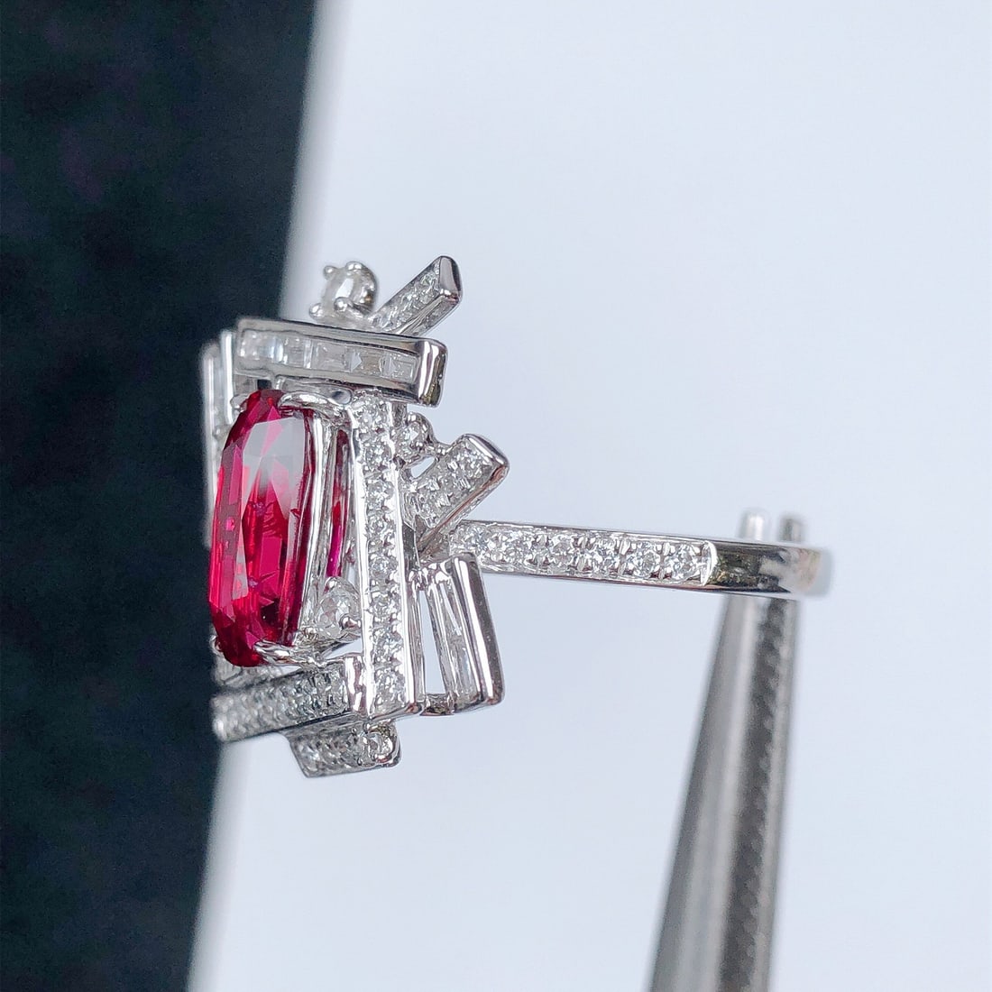 14k Gold 2.12 Ctw Natural Ruby & Diamond Ring - 3