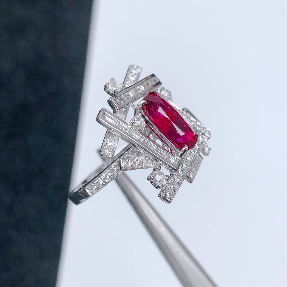 14k Gold 2.12 Ctw Natural Ruby & Diamond Ring - 5