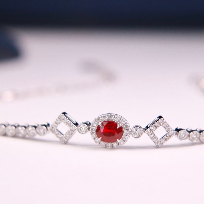 14k Gold 0.80 Ctw Natural Ruby & Diamond Bracelet - 3