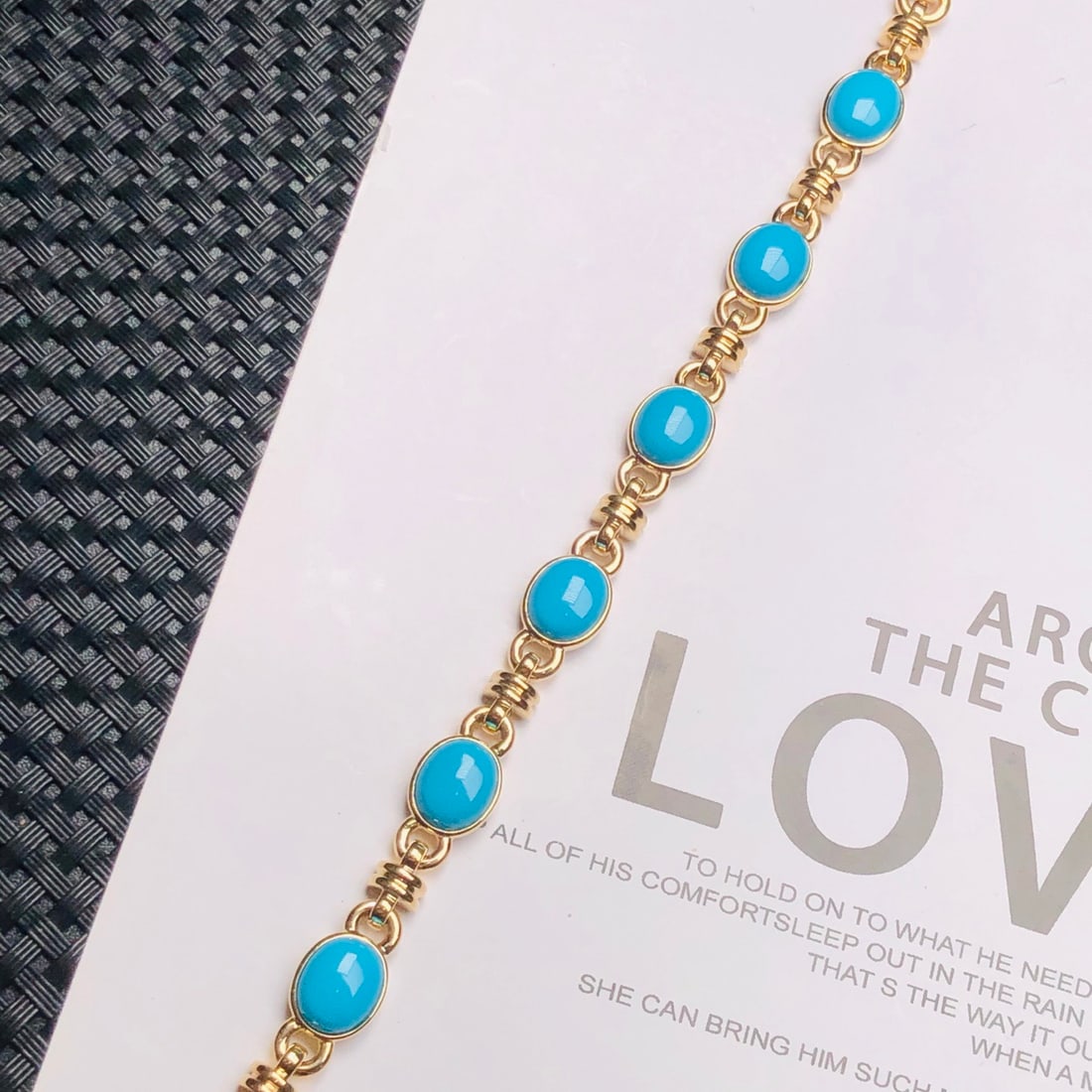 14k Gold 15.75 Ct Natural Blue Turquoise & Diamond Bracelet - 4