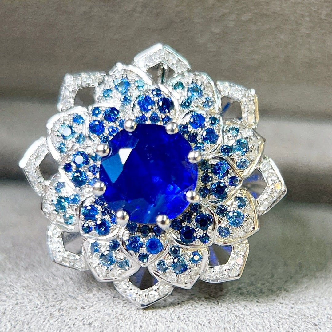14k Gold 2.13 Ctw Natural Sapphire & Diamond Ring/pendant( Without Chain ): Ref:231092297 // gold content:14k gold // ring size:7. 25us // // main gemstone:sapphire // shape:round // carat weight:1. 88ct // color:royal blue // treatment:natural // cut grade:g // // adjacent