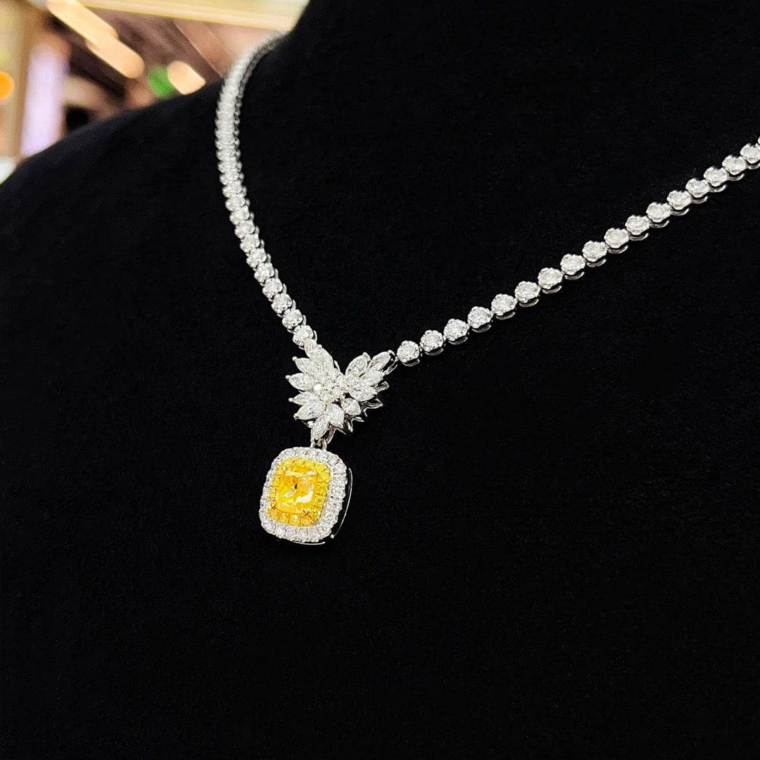 14k Gold 4.84 Ctw Natural Yellow Diamond & Diamond Necklace - 3