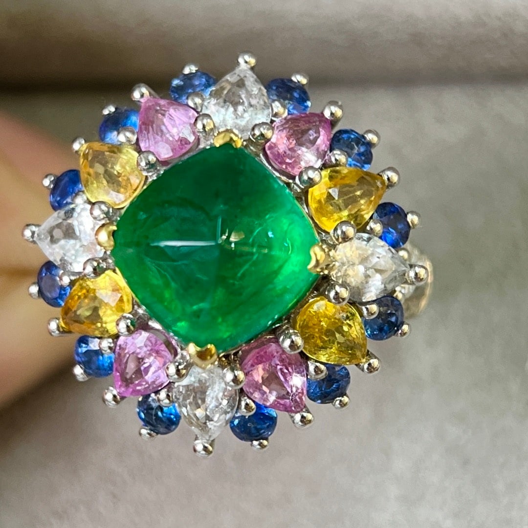 14k Gold 7.80 Ctw Vivid Green Natural Emerald & Sapphire Ring - 2