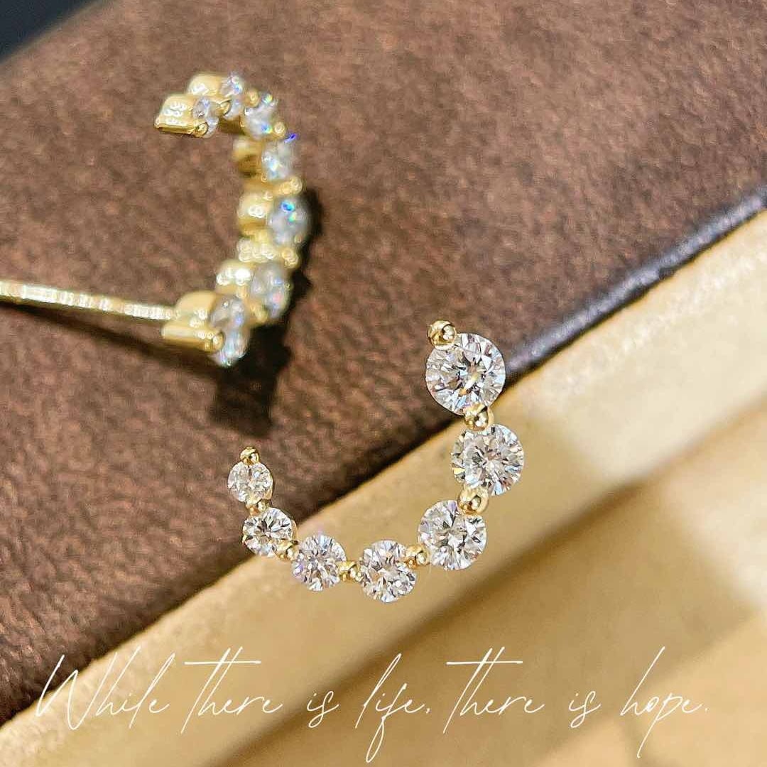 14k Gold 0.8 Ct Natural H Diamond Earrings: Ref:231092316 // gold content:14k gold // main gemstone:diamond // shape:round // carat weight:0. 8ct // clarity grade:vs-si // color:h // treatment:natural // cut grade:g // Condition: New Low
