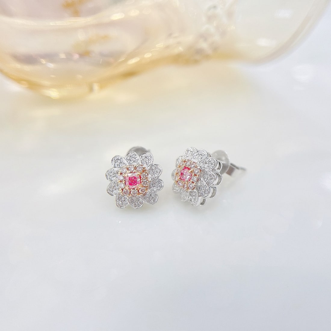 14k Gold 0.38 Ctw Natural Pink Diamond & Diamond Earrings - 3
