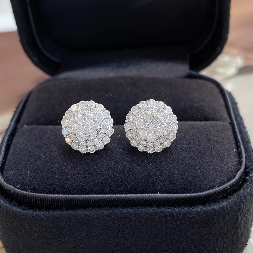 14k Gold 1.00 Ct Natural H Diamond Earrings: Ref:231092345 // gold content:14k gold // main gemstone:diamond // shape:round // carat weight:1. 00ct // clarity grade:vs-si // color:h // treatment:natural // cut grade:g // Condition: New Low Estim