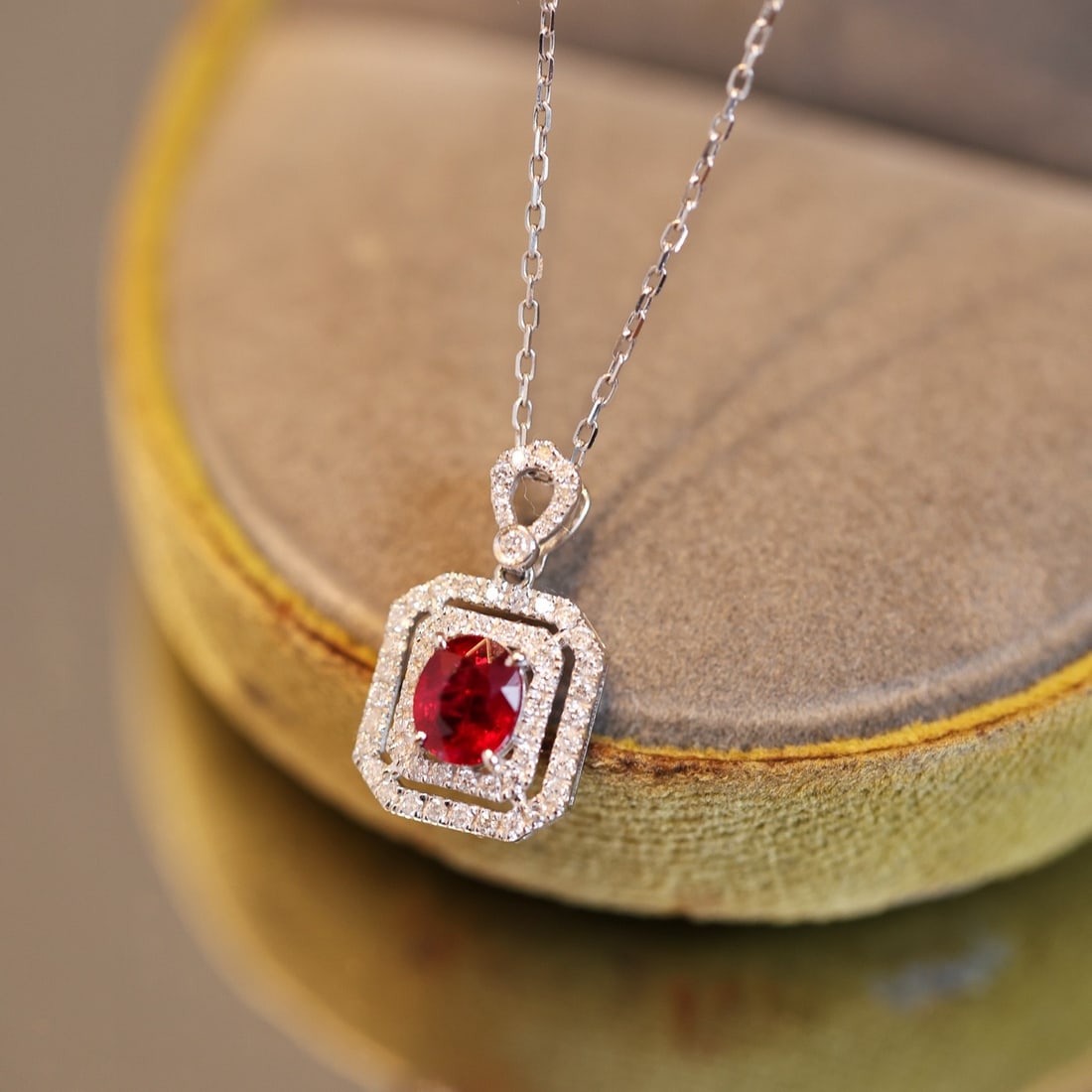 14k Gold 0.85 Ctw Natural Ruby & Diamond Pendant( Without Chain ) - 4