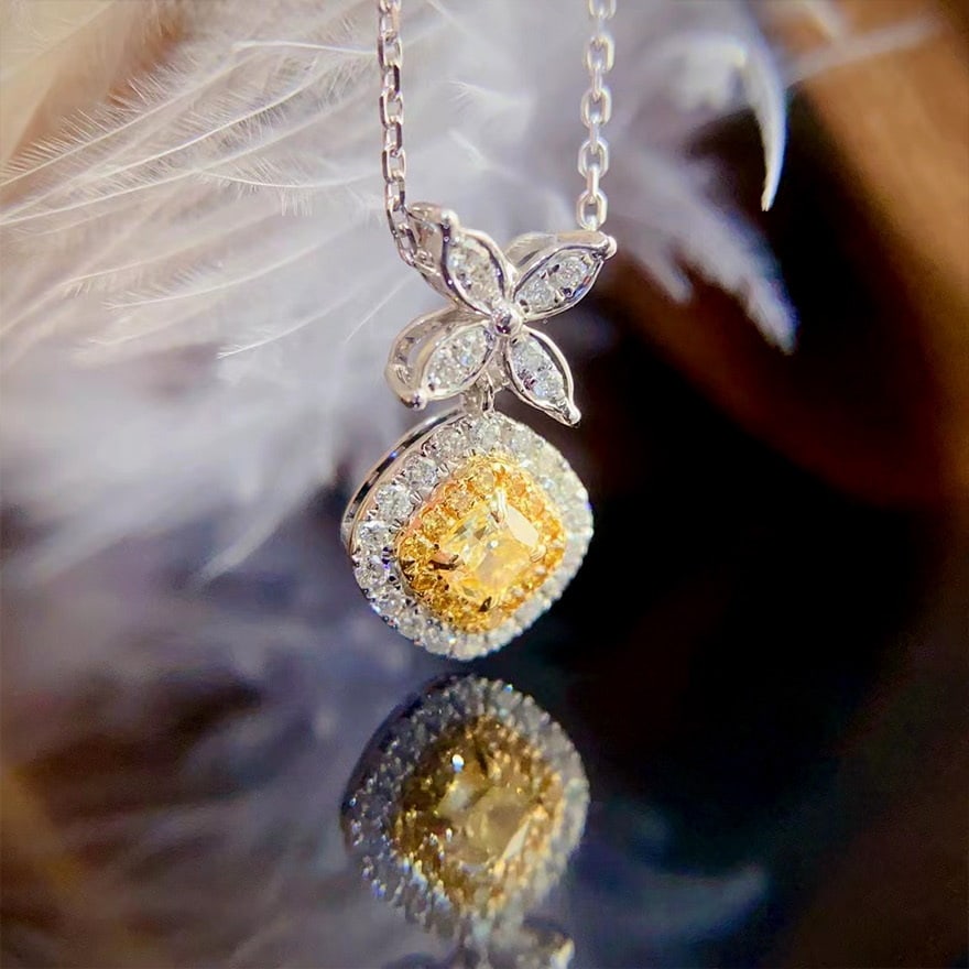 14k Gold 0.45 Ctw Natural Yellow Diamond & Diamond Pendant( Without Chain ) - 3