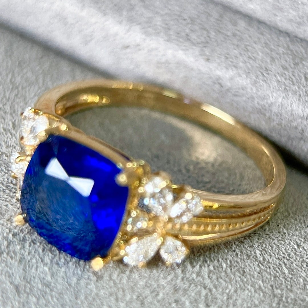 14k Gold 2.69 Ctw Natural Sapphire & Diamond Ring - 4