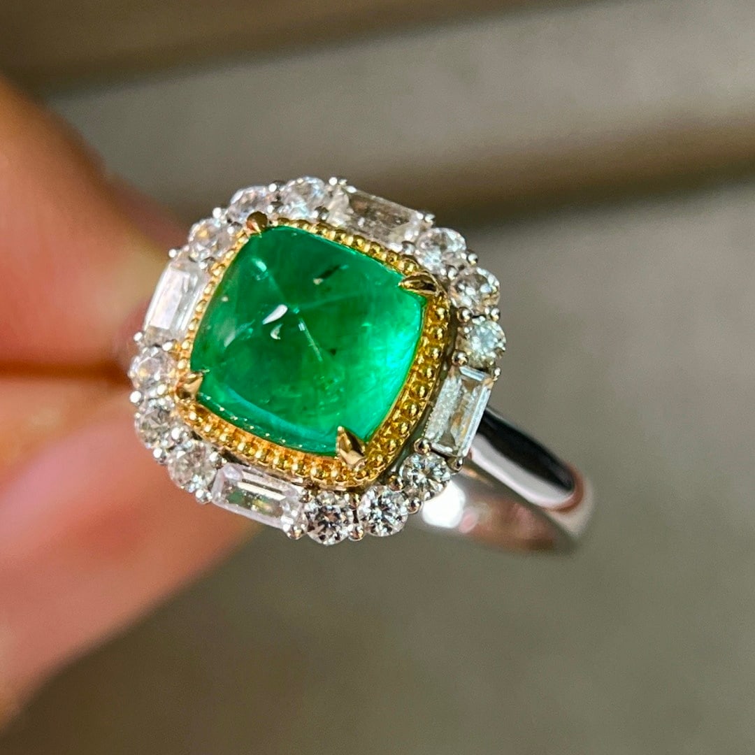 14k Gold 1.96 Ct Natural Emerald & Sapphire Ring: Ref:231092379 // gold content:14k gold // ring size:7. 25us // // main gemstone:emerald // shape:sugar-loaf // carat weight:1. 96ct // color:green // treatment:natural // // adjacent gemstone 2 : sapp