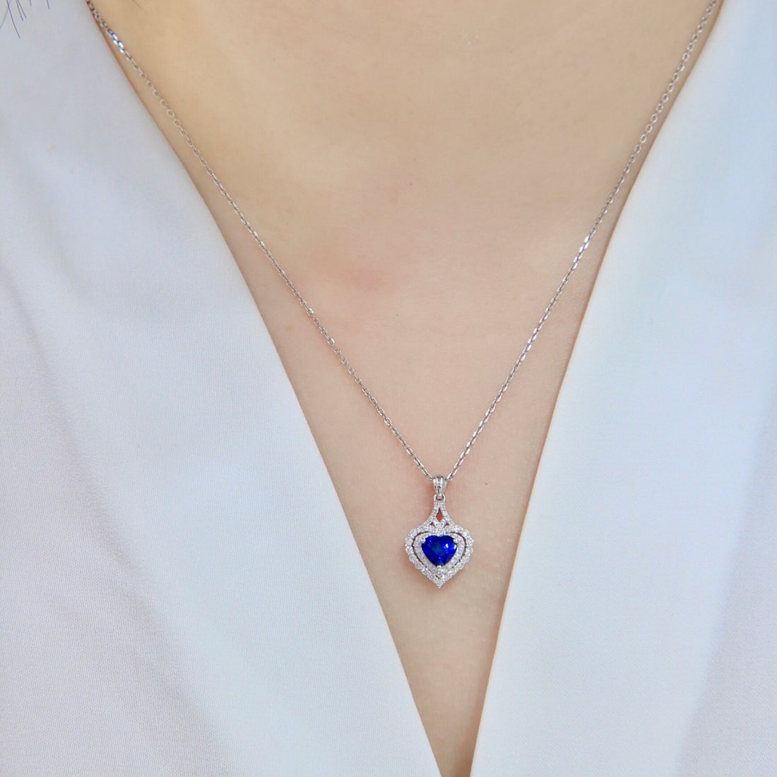 14k Gold 1.40 Ctw Natural Sapphire & Diamond Necklace - 8