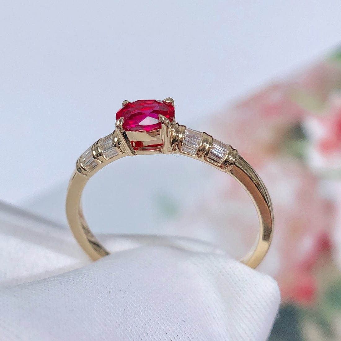 14k Gold 0.66 Ctw Natural Ruby & Diamond Ring - 6