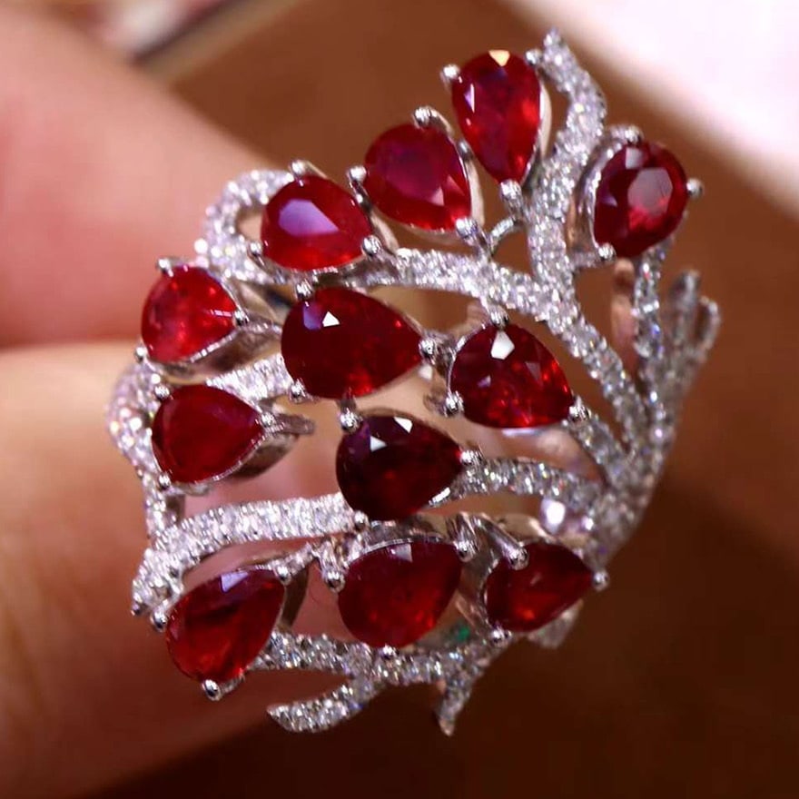 14k Gold 4.36 Ctw Natural Ruby & Diamond Ring - 5