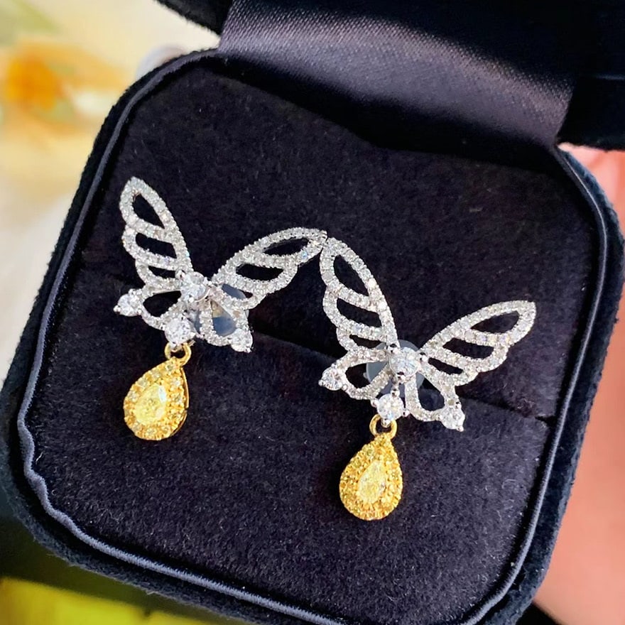 14k Gold 0.90 Ct Natural Color Diamond Earrings - 4