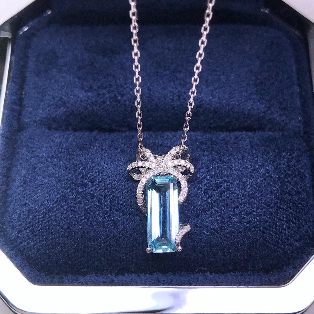14k Gold 1.40 Ctw Natural Aquamarine & Diamond Necklace - 4