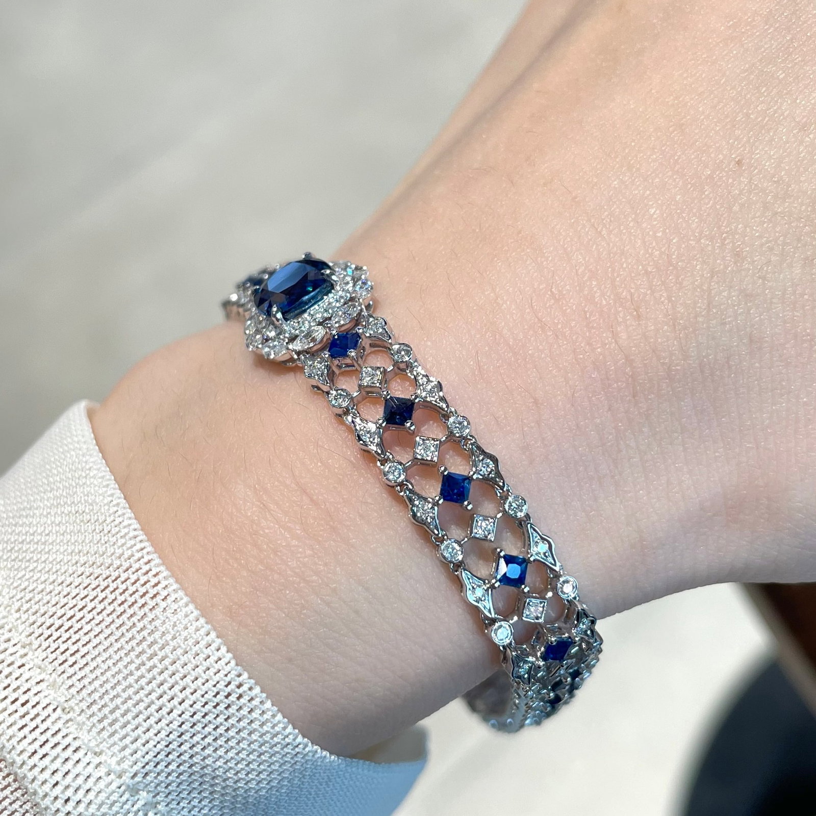 14k Gold 3.93 Ctw Natural Sapphire & Sapphire Bracelet - 3