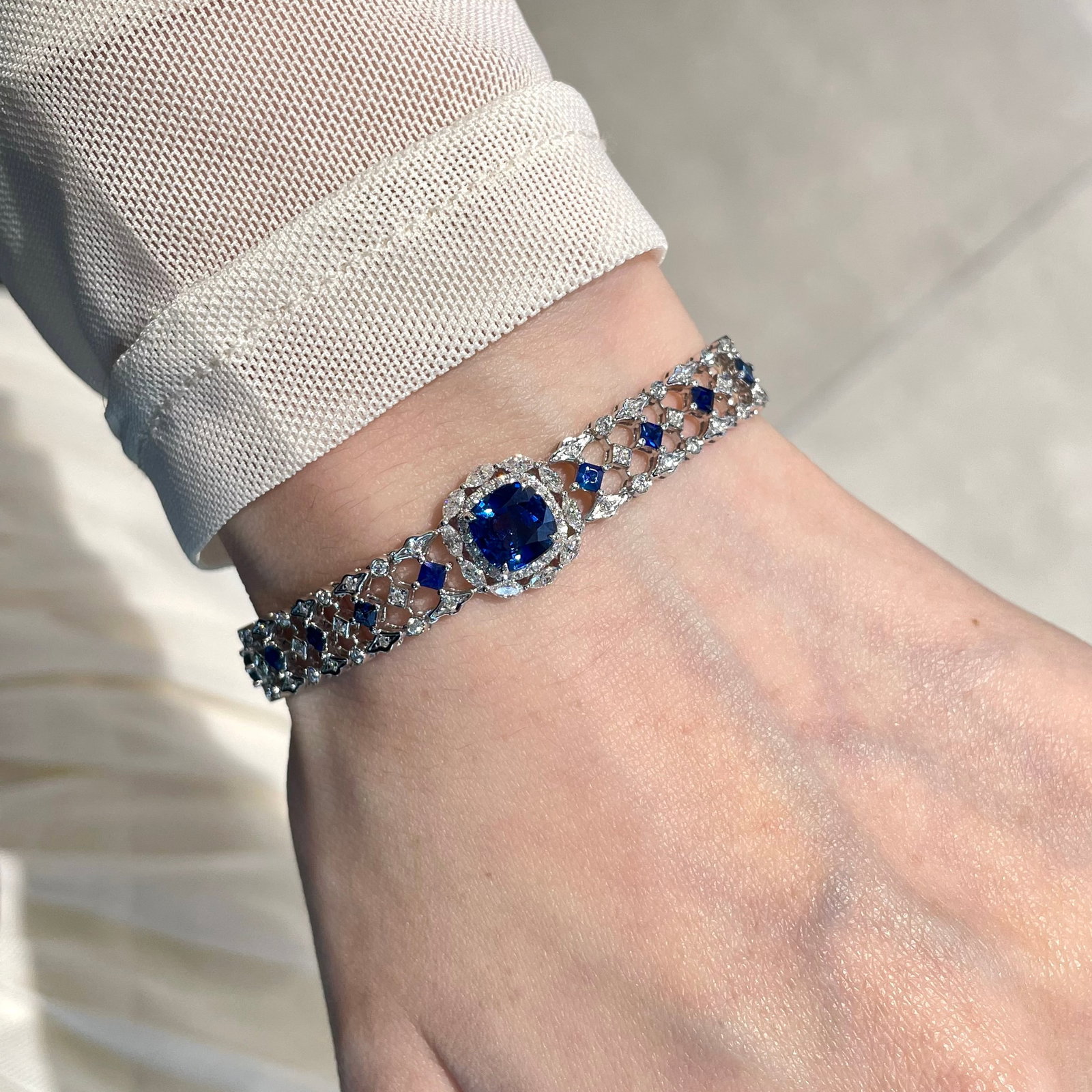 14k Gold 3.93 Ctw Natural Sapphire & Sapphire Bracelet - 5