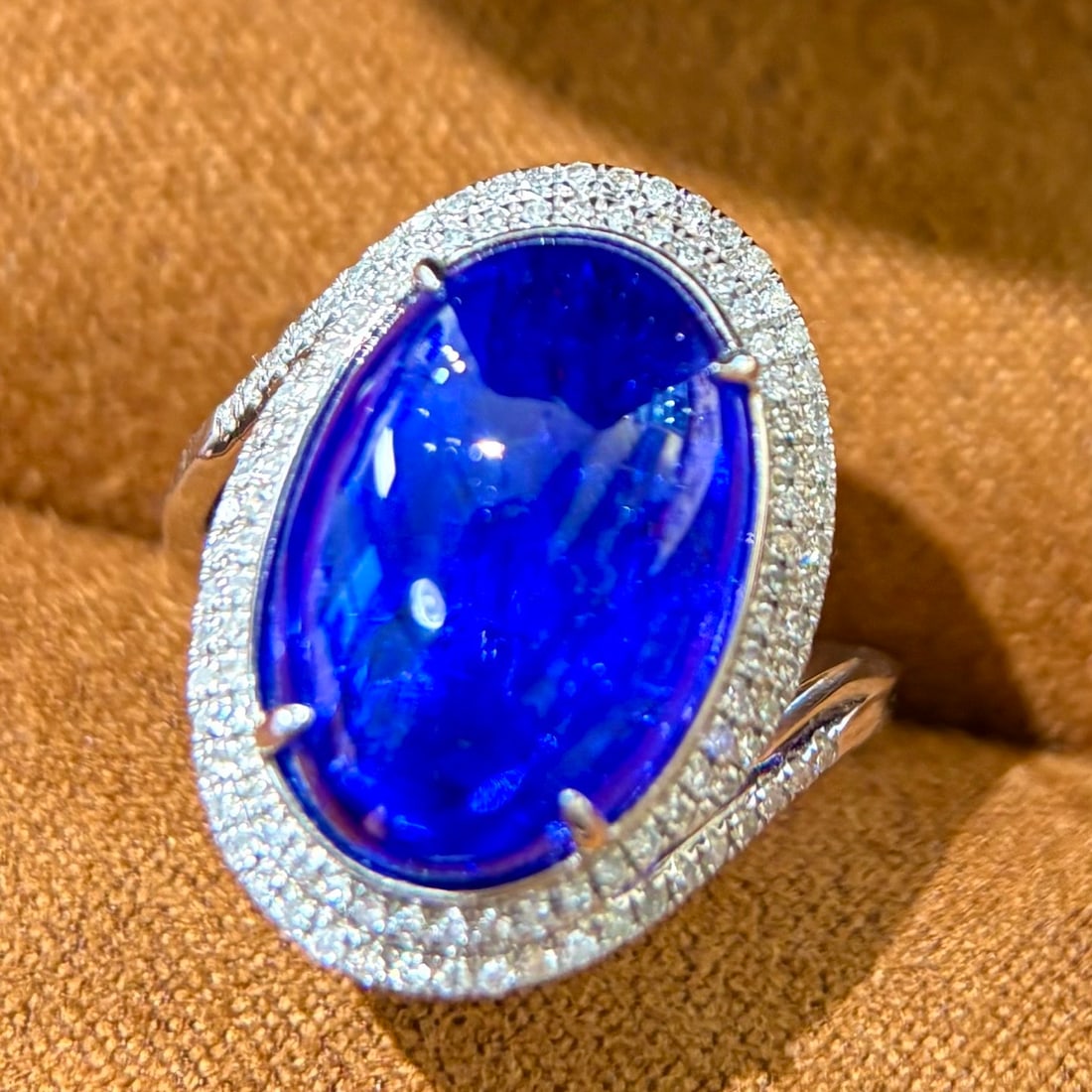 14k Gold 11.78 Ctw Natural Tanzanite & Diamond Ring - 3