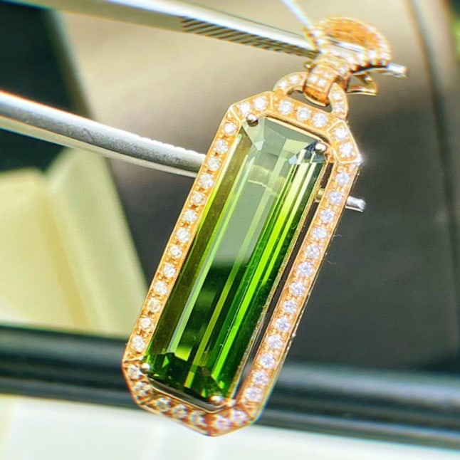14k Gold 7.65 Ct Natural Tourmaline & Diamond Pendant( Without Chain ) - 2
