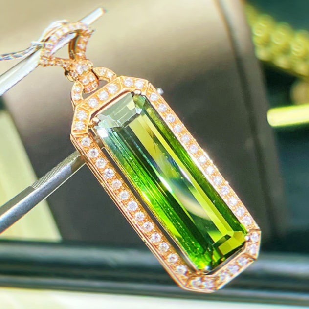14k Gold 7.65 Ct Natural Tourmaline & Diamond Pendant( Without Chain ) - 3