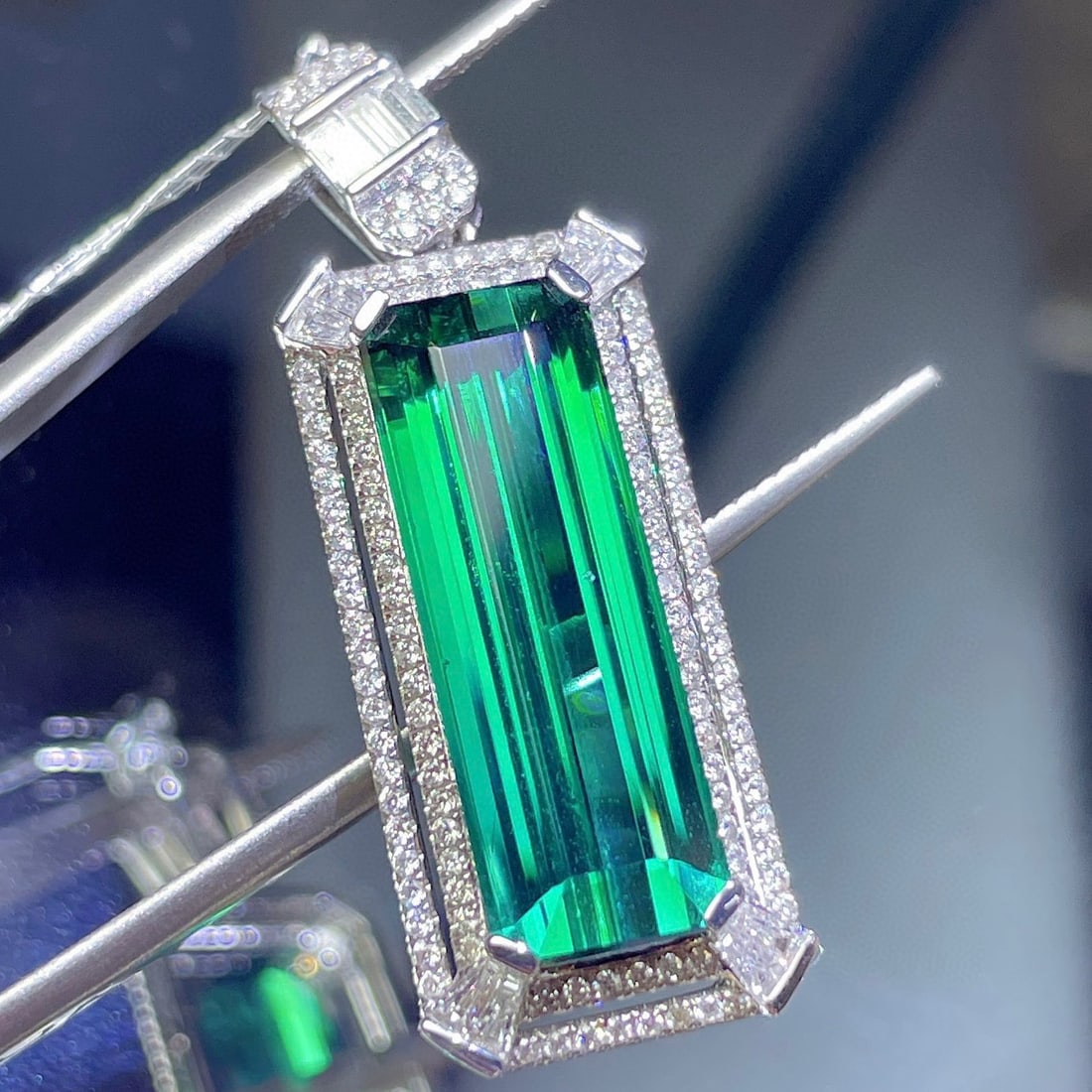14k Gold 13.5 Ct Natural Tourmaline & Diamond Pendant( Without Chain ) - 4